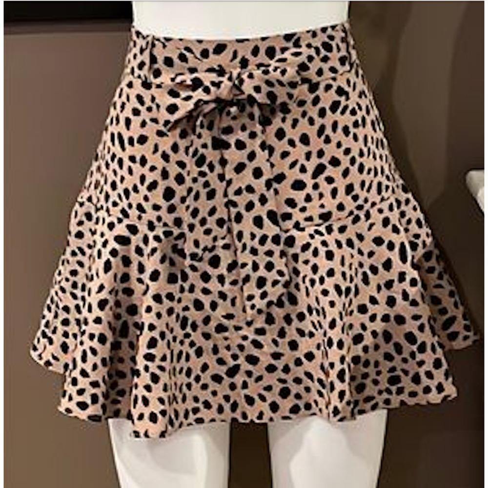 Grade & Gather Peach & Black High Waist Leopard Print Ruffle Mini Skort Small